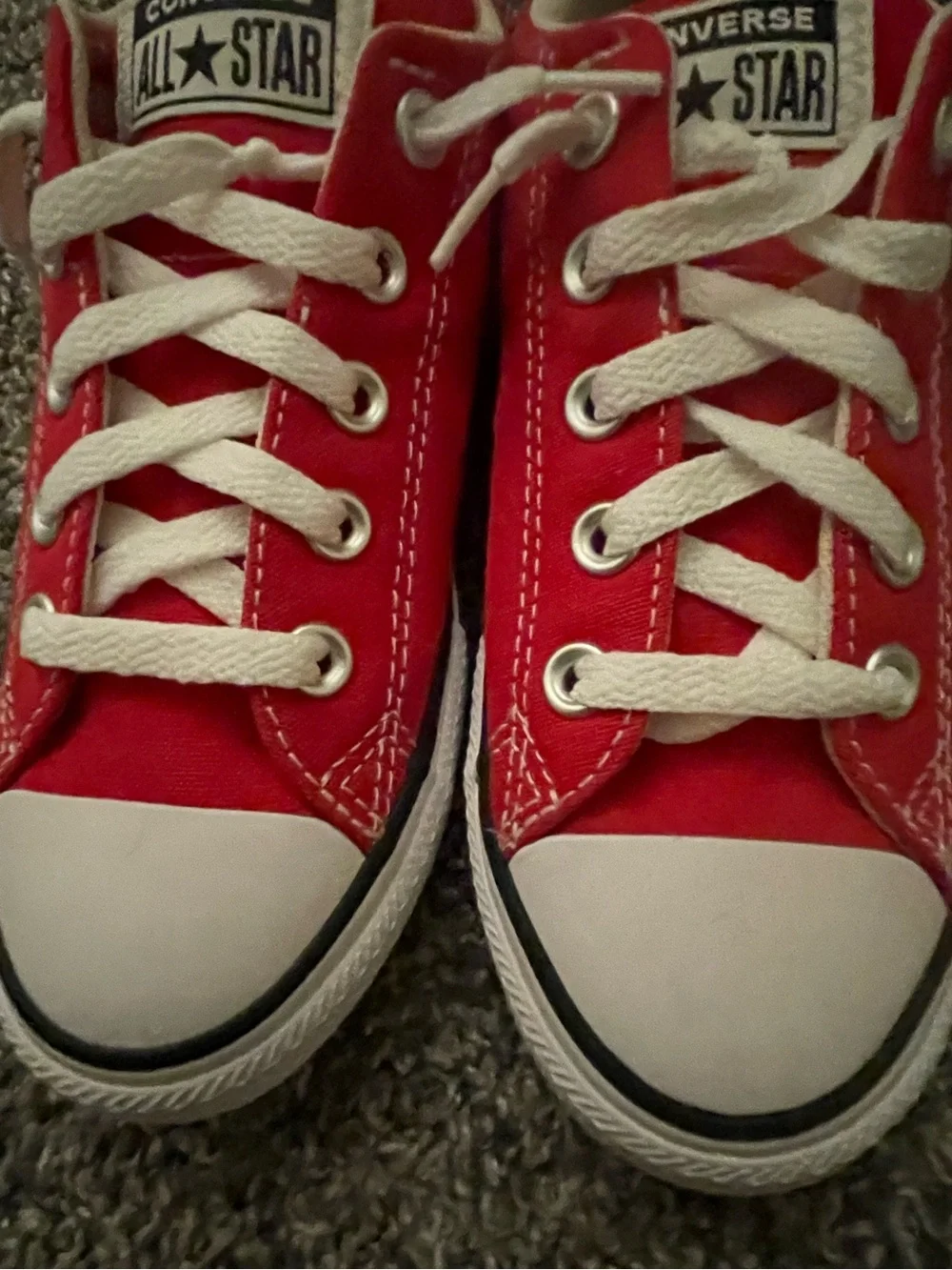 Converse Kids Low Top Sneakers in Red and White